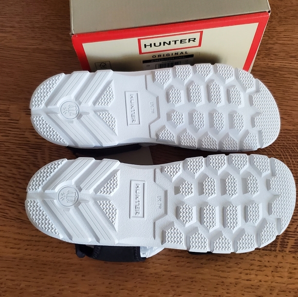 Hunter Original Outdoor Sandals - black - Picture 10 of 11